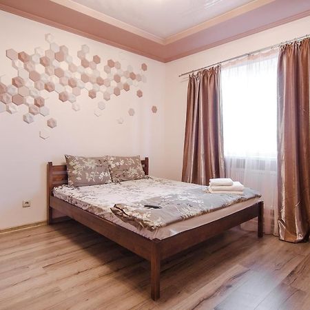 Rest Time Apartments Odessa Exterior foto