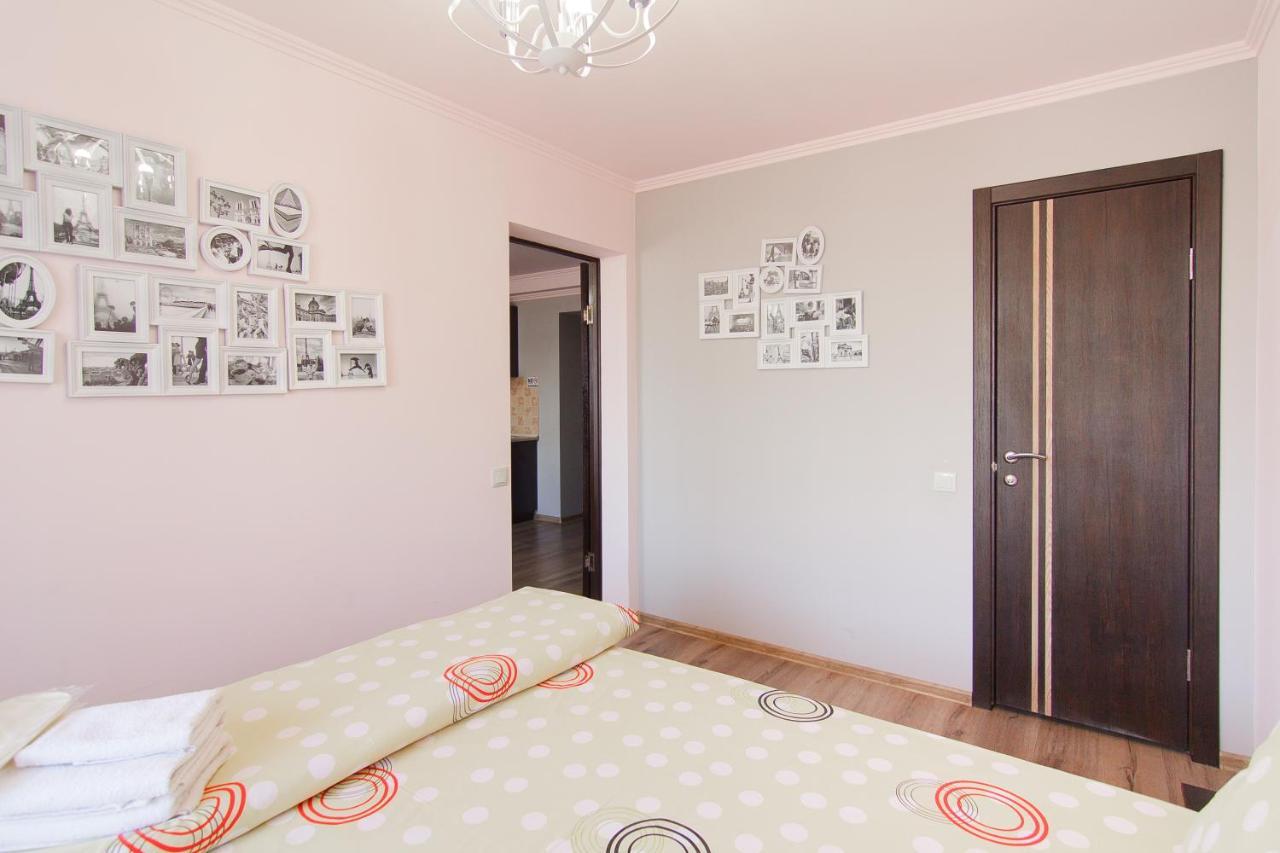 Rest Time Apartments Odessa Exterior foto