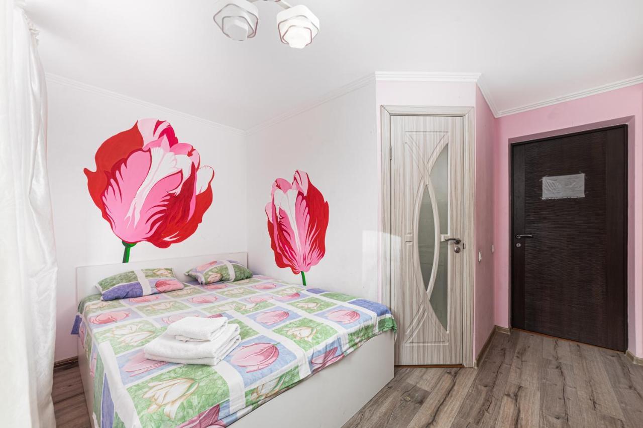 Rest Time Apartments Odessa Exterior foto